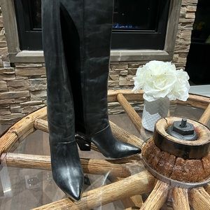 Tory Burch Lila Knee High Heeled Black Boots Size 8